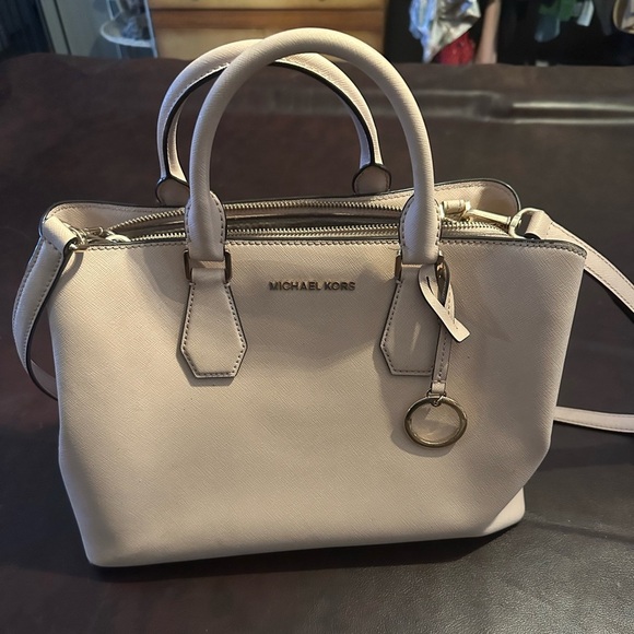 Michael Kors purse - Picture 1 of 16
